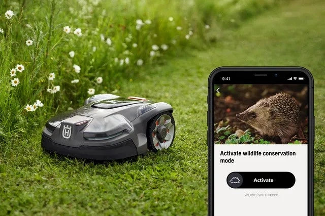 Bild på Husqvarna Automower® 415X Robotgräsklippare (Offert) hos Robotshoppen.