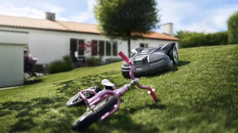Bild på Husqvarna Automower® 430X Nera Robotgräsklippare | Underhållskit På Köpet! (Offert) hos Robotshoppen.
