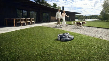 Bild på Husqvarna Automower® 450X Nera Startpaket | Underhållskit På Köpet! (Offert) hos Robotshoppen.